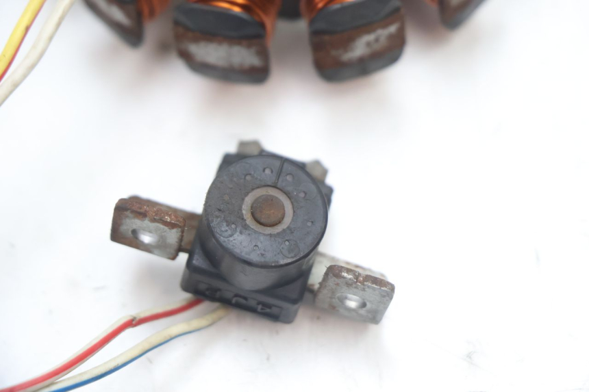 photo de LICHTMASCHINE MBK NITRO 50 (2004 - 2008) - Details der Befestigungspunkte