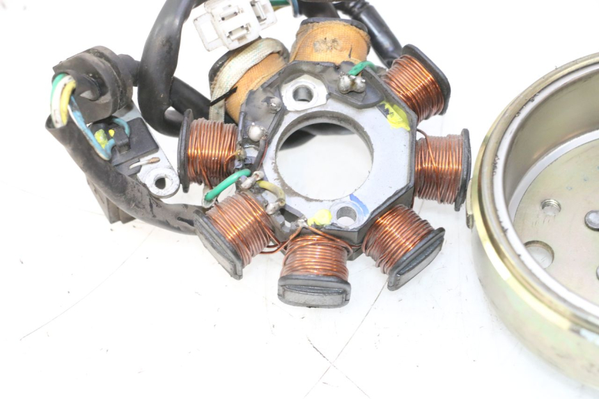 photo de ROTOR STATOR JM MOTORS OLDIES 4T 50 (2010 - 2020) - Hochauflösende Nahaufnahme