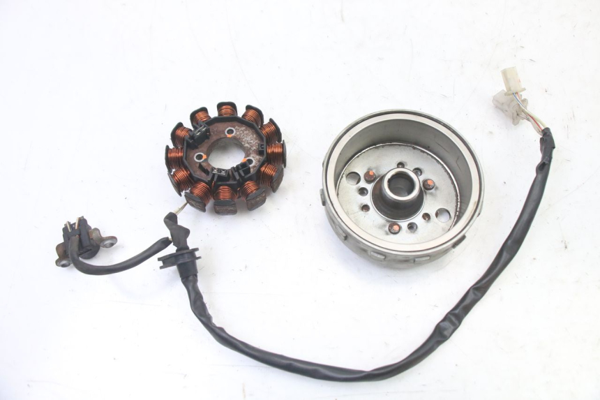 photo de LICHTMASCHINE MBK OVETTO 4T 50 (2008 - 2016) - Detailansicht des Bauteils