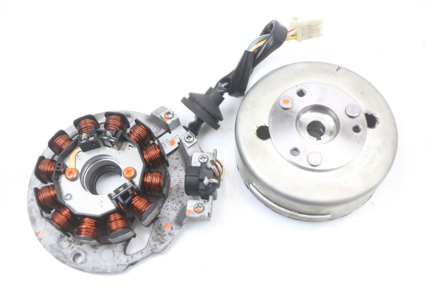 photo de LICHTMASCHINE MBK OVETTO ONE 2T 50 (2013 - 2017) - Detailansicht des Bauteils