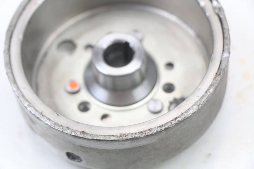 photo de LICHTMASCHINE MBK OVETTO ONE 2T 50 (2013 - 2017) - Oberflächenzustand und Material