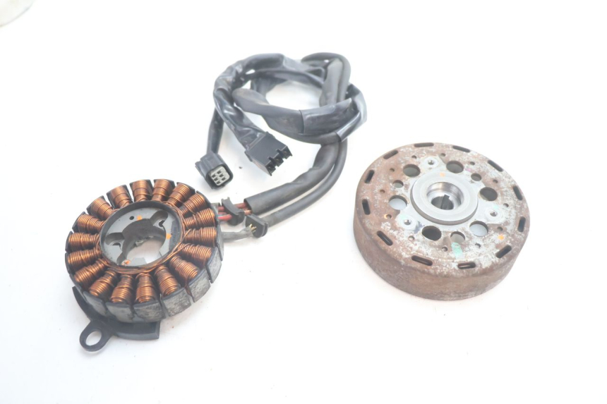photo de ROTOR STATOR HONDA PCX (JF28) 125 (2009 - 2011) - Hauptansicht