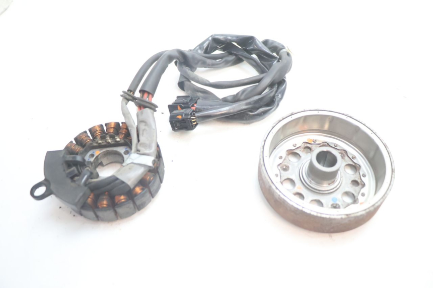 photo de ROTOR STATOR HONDA PCX (JF28) 125 (2009 - 2011) - Detailansicht des Bauteils