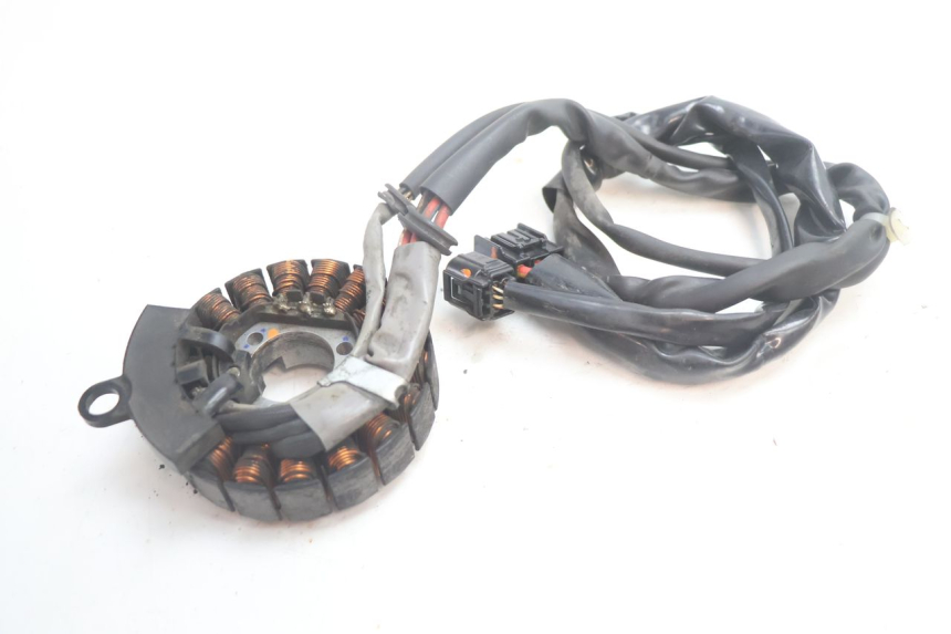 photo de ROTOR STATOR HONDA PCX (JF28) 125 (2009 - 2011) - Details der Befestigungspunkte