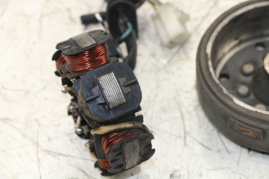 photo de ROTOR STATOR PEUGEOT CITYSTAR 50 (2013 - 2017) - Technische Nahaufnahme