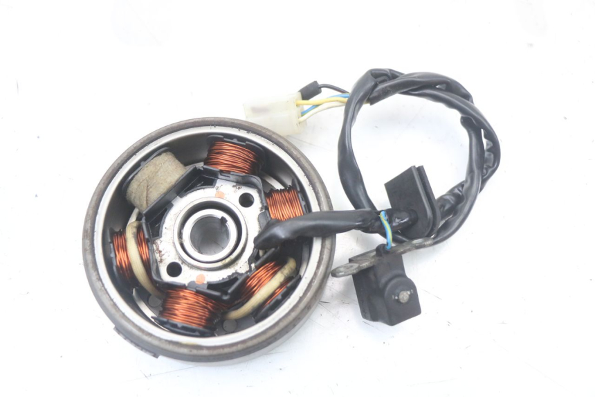 photo de ROTOR STATOR PEUGEOT KISBEE 2T 50 (2010 - 2017) - Alternative Perspektive