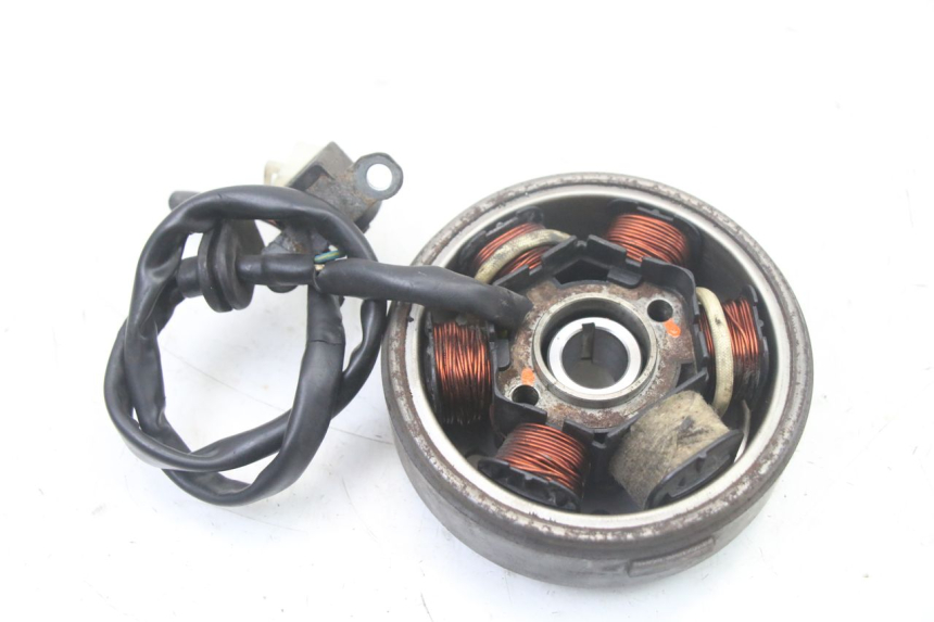 photo de ROTOR STATOR PEUGEOT KISBEE 2T 50 (2010 - 2017) - Alternative Perspektive