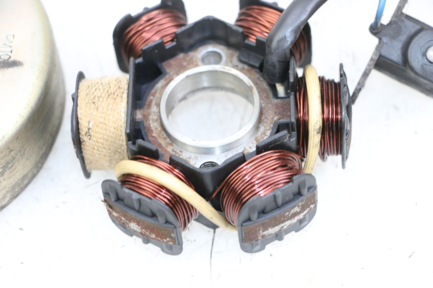 photo de LICHTMASCHINE PEUGEOT LUDIX 50 (2008 - 2017) - Geprüftes Gebrauchtteil