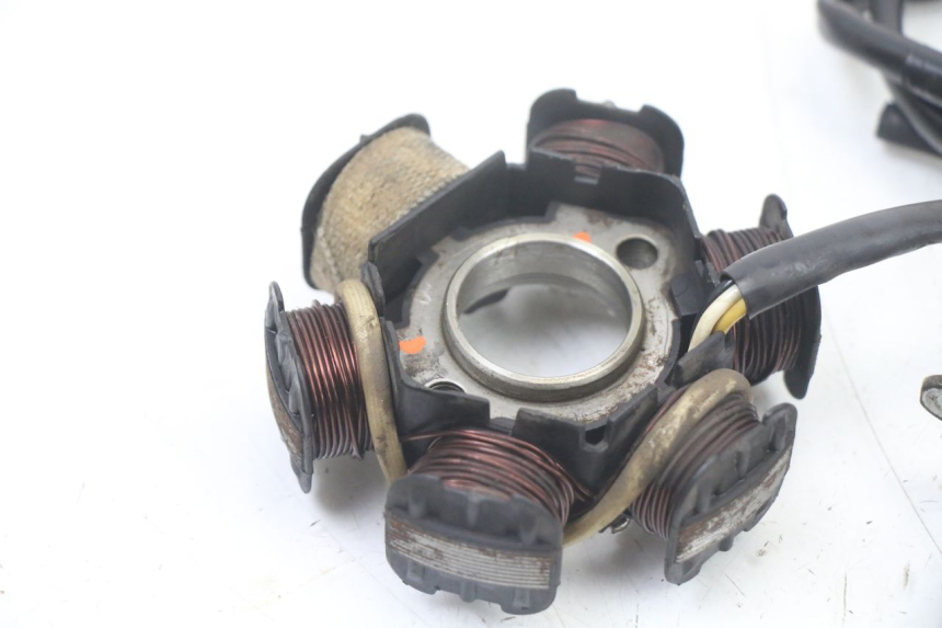 photo de LICHTMASCHINE PEUGEOT LUDIX ONE 50 (2005 - 2008) - Geprüftes Gebrauchtteil