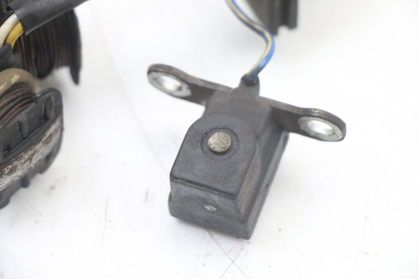 photo de LICHTMASCHINE PEUGEOT LUDIX ONE 50 (2005 - 2008) - Kennzeichnungen und Originalreferenzen