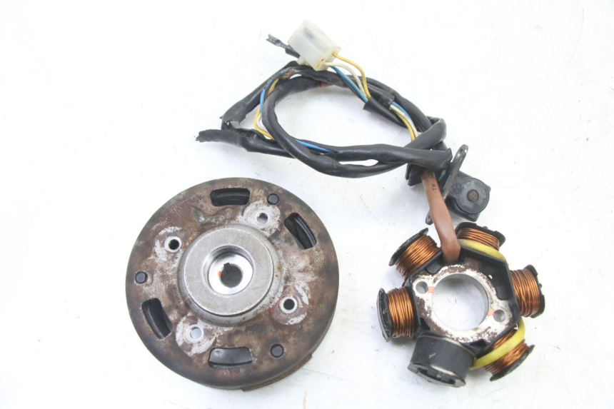 photo de ROTOR STATOR PEUGEOT TKR TREKKER FURIOUS 50 (2005 - 2014) - Hauptansicht