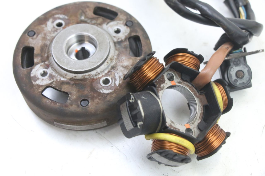 photo de ROTOR STATOR PEUGEOT TKR TREKKER FURIOUS 50 (2005 - 2014) - Alternative Perspektive