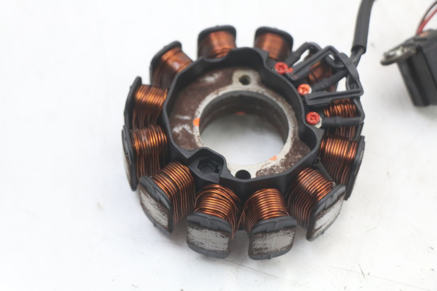 photo de LICHTMASCHINE PIAGGIO LIBERTY IGET 4T 50 (2021 - 2025) - Kennzeichnungen und Originalreferenzen