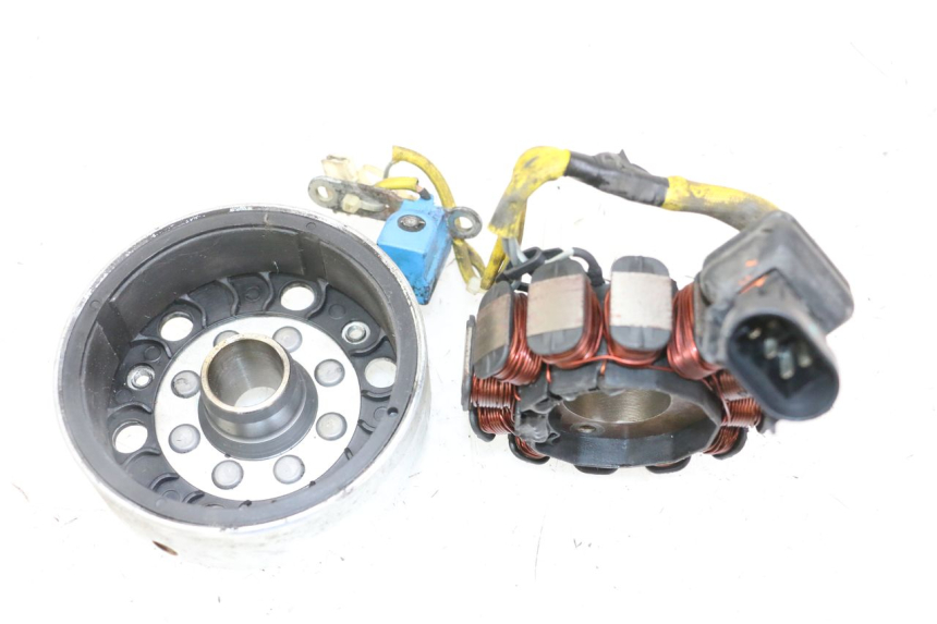 photo de LICHTMASCHINE PIAGGIO VESPA LX 150 (2005 - 2013) - Alternative Perspektive