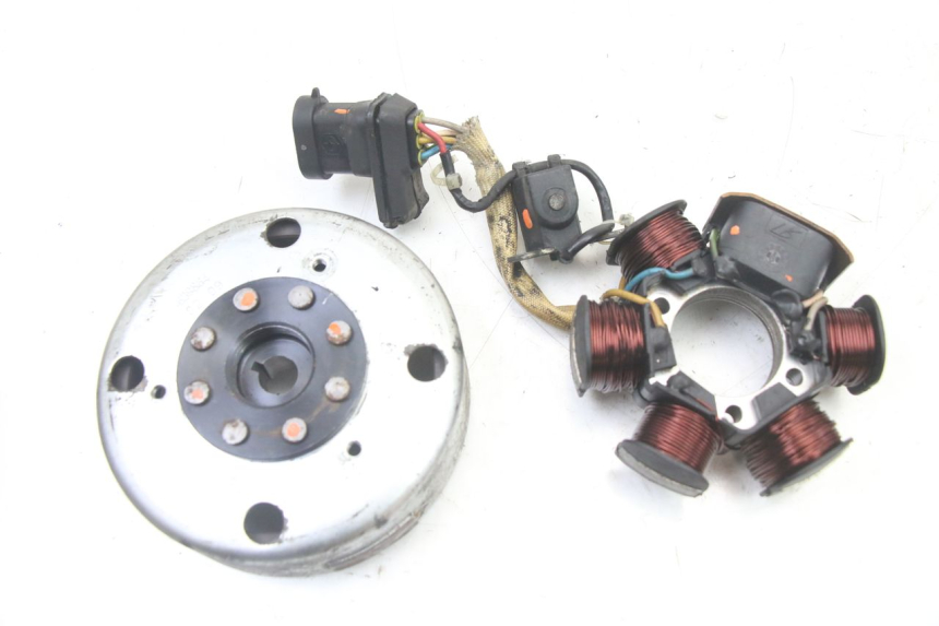 photo de ROTOR STATOR PIAGGIO VESPA S 2T 50 (2007 - 2014) - Hauptansicht