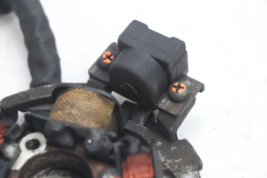 photo de LICHTMASCHINE RAZZO QTR 50 (2011 - 2018) - Oberflächenzustand und Material