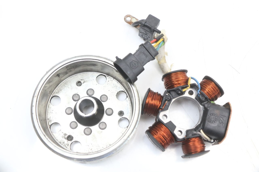 photo de LICHTMASCHINE GILERA RUNNER SP 50 (2009 - 2017) - Hauptansicht