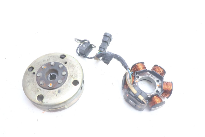 photo de LICHTMASCHINE GILERA RUNNER SP 50 (2002 - 2004) - Hauptansicht