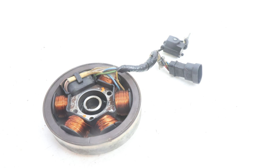 photo de LICHTMASCHINE GILERA RUNNER SP 50 (2002 - 2004) - Alternative Perspektive