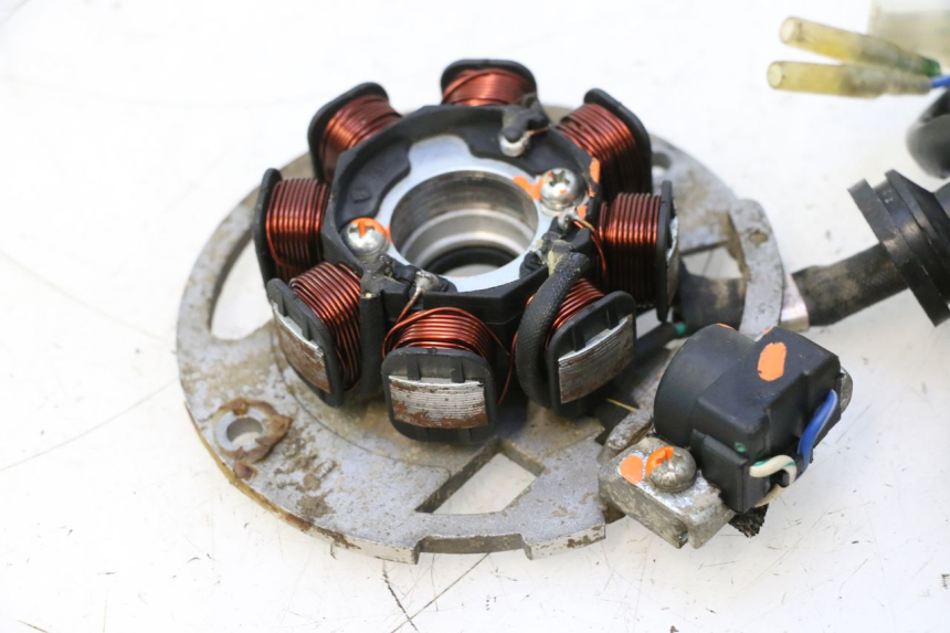 photo de ROTOR STATOR KEEWAY RY6 2T 50 (2011 - 2019) - Details der Befestigungspunkte