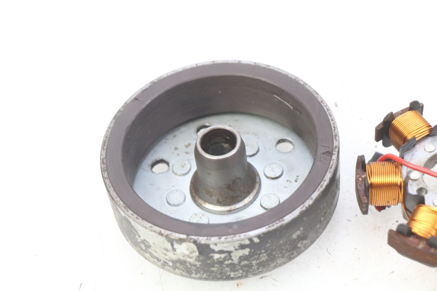 photo de ROTOR STATOR DERBI SENDA 50 (2003 - 2005) - Alternative Perspektive