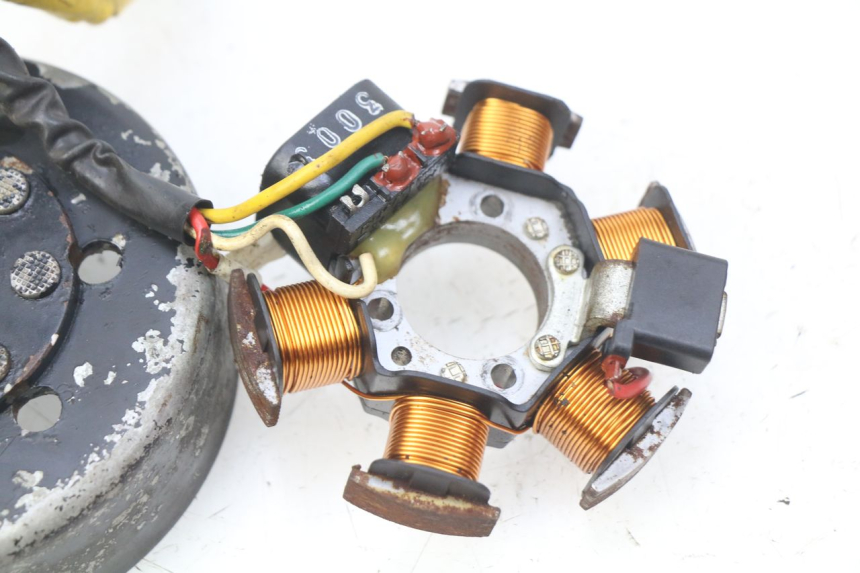 photo de ROTOR STATOR DERBI SENDA 50 (2003 - 2005) - Oberflächenzustand und Material