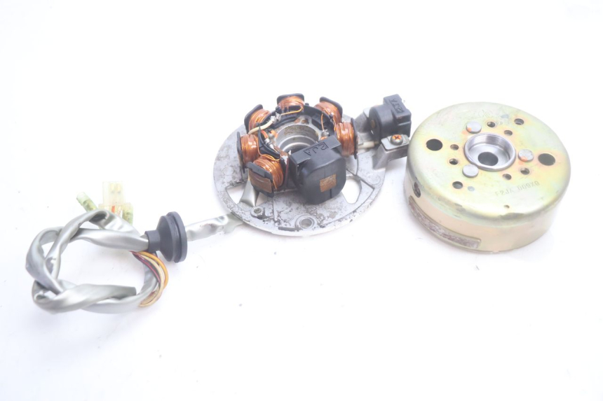 photo de LICHTMASCHINE YAMAHA SLIDER 50 (1999 - 2004) - Hauptansicht