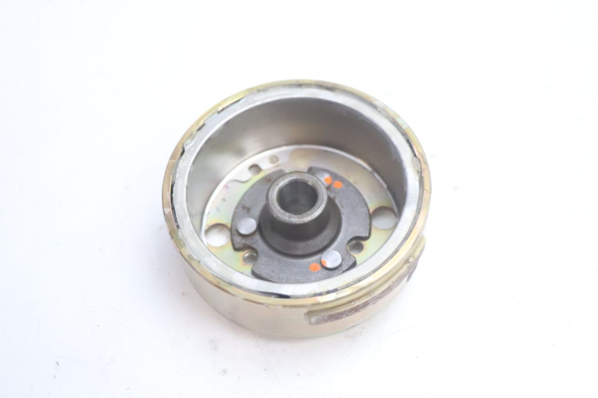 photo de LICHTMASCHINE YAMAHA SLIDER 50 (1999 - 2004) - Details der Befestigungspunkte