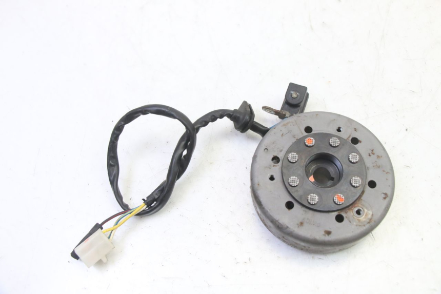 photo de LICHTMASCHINE PEUGEOT SPEEDFIGHT 3 AIR 50 (2009 - 2015) - Zoom auf Gebrauchszustand