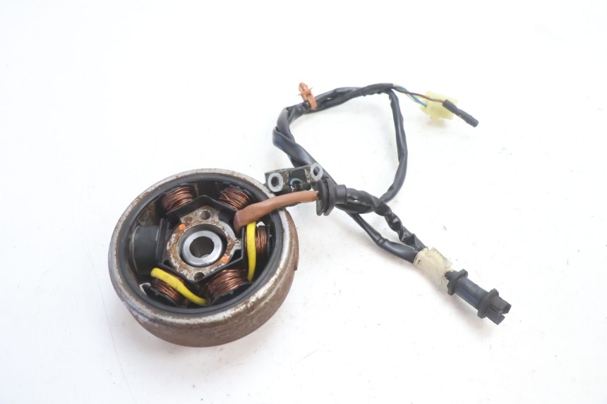 photo de LICHTMASCHINE PEUGEOT SPEEDFIGHT LC 50 (1996 - 2002) - Alternative Perspektive