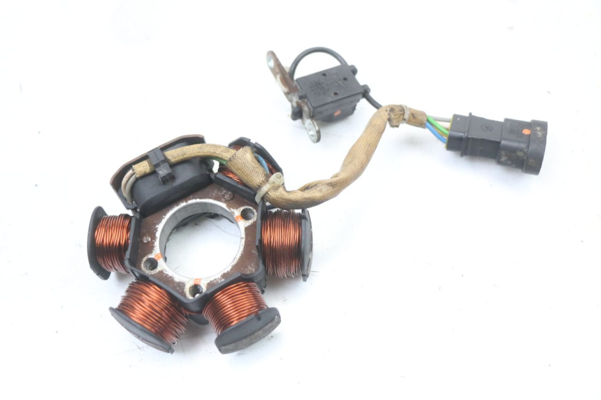 photo de LICHTMASCHINE APRILIA SR MOTARD 50 (2012 - 2018) - Oberflächenzustand und Material