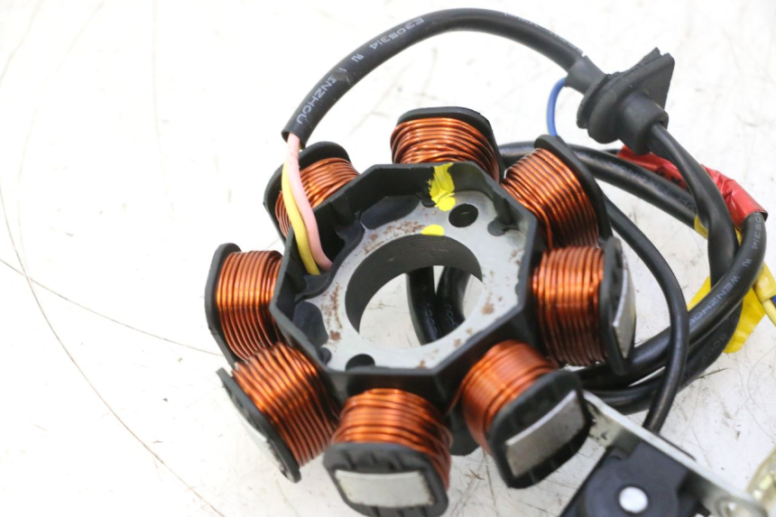 photo de LICHTMASCHINE KYMCO SUPER 8 2T 50 (2007 - 2013) - Detailansicht des Bauteils