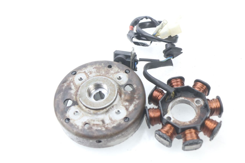 photo de LICHTMASCHINE SYM SYMPHONY 50 (2009 - 2015) - Gesamtansicht des Produkts