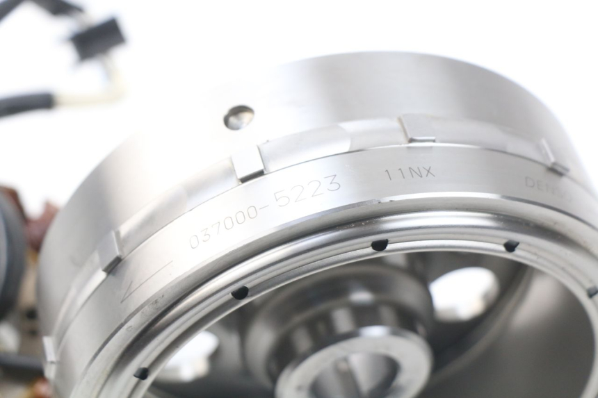 photo de LICHTMASCHINE YAMAHA TDM ABS 900 (2002 - 2014) - Alternative Perspektive