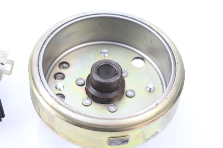 photo de LICHTMASCHINE BAOTIAN TRAVEL SPIRIT 50 (2010 - 2012) - Oberflächenzustand und Material