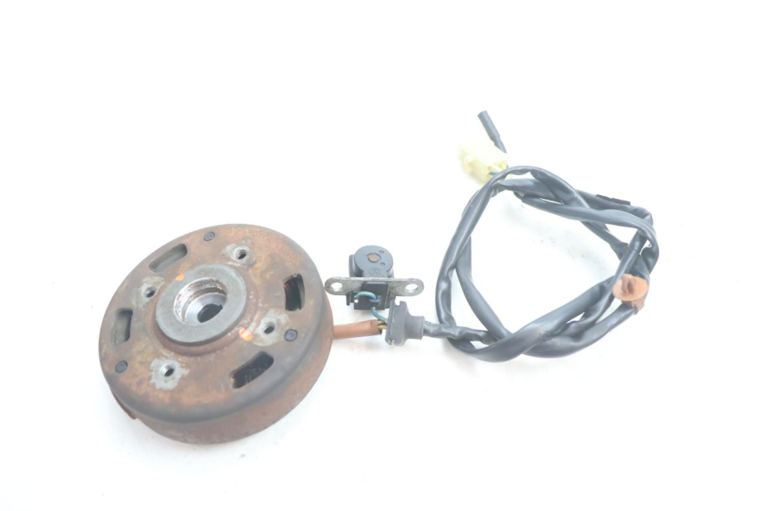 photo de LICHTMASCHINE PEUGEOT TREKKER 50 (1995 - 2004) - Zoom auf Gebrauchszustand