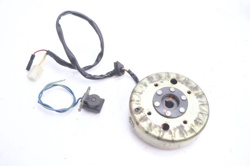 photo de ROTOR STATOR PEUGEOT V-CLIC VCLIC 50 (2007 - 2013) - Alternative Perspektive
