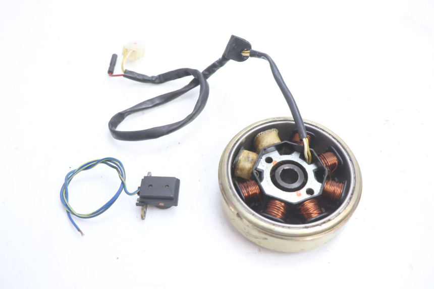 photo de ROTOR STATOR PEUGEOT V-CLIC VCLIC 50 (2007 - 2013) - Technische Nahaufnahme