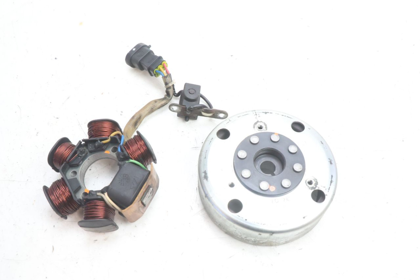 photo de ROTOR STATOR PIAGGIO VESPA S 2T 50 (2007 - 2014) - Hauptansicht