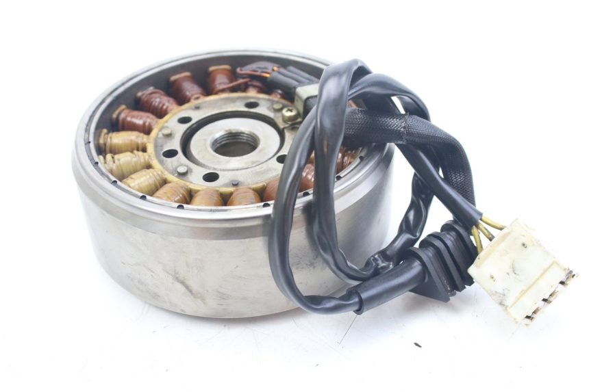 photo de ROTOR STATOR HONDA VFR FI RC46 800 (1998 - 2001) - Zoom auf Gebrauchszustand