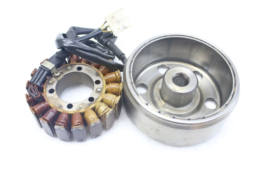 photo de ROTOR STATOR HONDA VFR FI RC46 800 (1998 - 2001) - Details der Befestigungspunkte