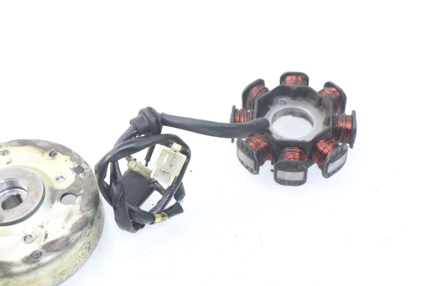 photo de ROTOR STATOR PEUGEOT VIVACITY NEW 4T 50 (2008 - 2017) - Alternative Perspektive