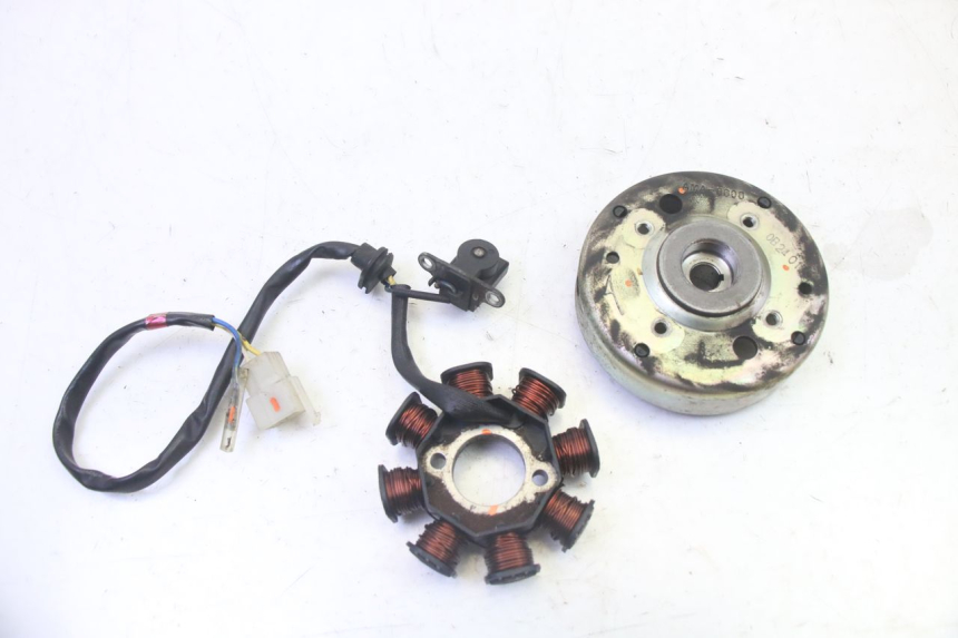 photo de ROTOR STATOR PEUGEOT VIVACITY NEW 4T 50 (2008 - 2017) - Hauptansicht