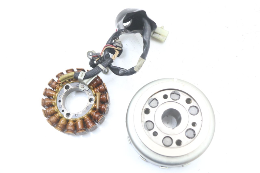 photo de LICHTMASCHINE YAMAHA XMAX X-MAX ABS 125 (2017 - 2020) - Detailansicht des Bauteils