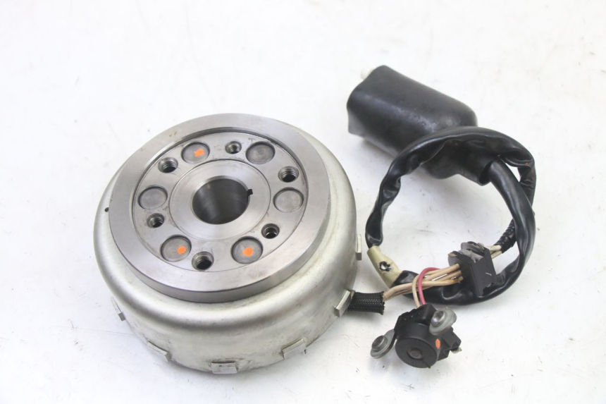 photo de LICHTMASCHINE YAMAHA X-MAX XMAX 125 (2010 - 2013) - Zoom auf Gebrauchszustand