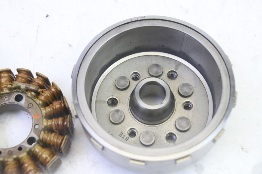 photo de LICHTMASCHINE YAMAHA XMAX X-MAX 125 (2006 - 2009) - Alternative Perspektive