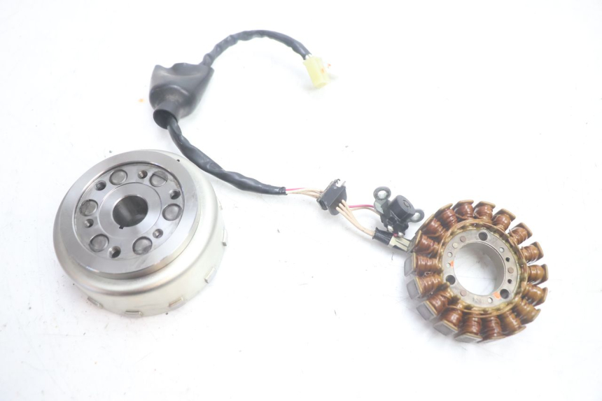 photo de LICHTMASCHINE YAMAHA XMAX X-MAX 125 (2006 - 2009) - Hauptansicht