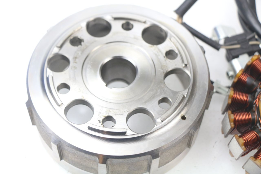 photo de LICHTMASCHINE YAMAHA XP T-MAX TMAX ABS 530 (2012 - 2015) - Technische Nahaufnahme