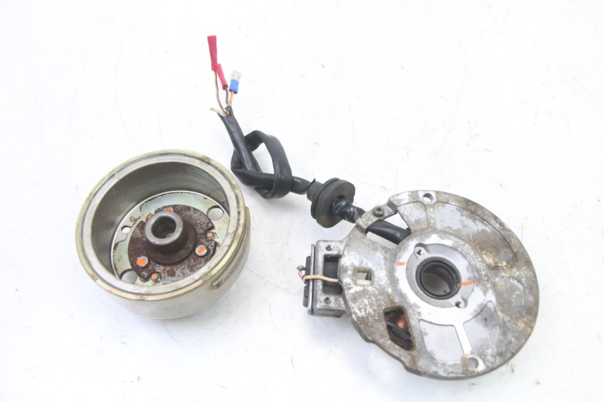 photo de LICHTMASCHINE YAMAHA AEROX 50 (1997 - 2006) - Alternative Perspektive