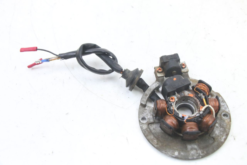 photo de LICHTMASCHINE YAMAHA AEROX 50 (1997 - 2006) - Details der Befestigungspunkte